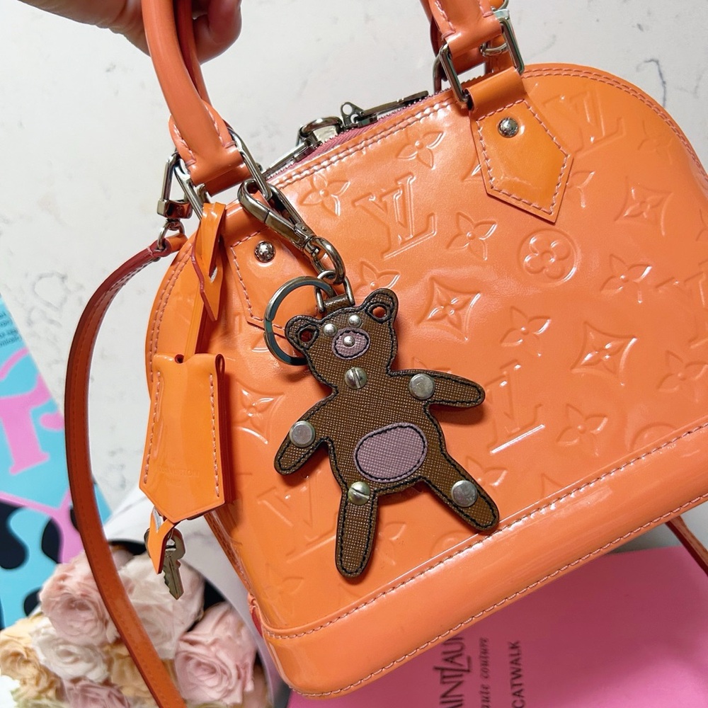 Authentic Prada Brown Bear Saffiano Trick Bag Charm - Picture 3 of 13